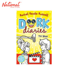 Dork Diaries 7: TV Star UK New Cover By Rachel Renee...
